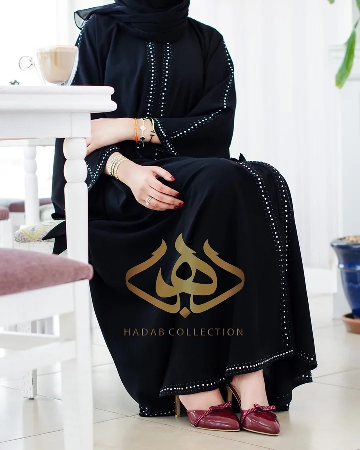 عباية بتفاصيل كريستال — 012