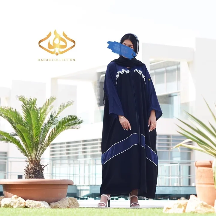 عباية بتفاصيل خرز — 042