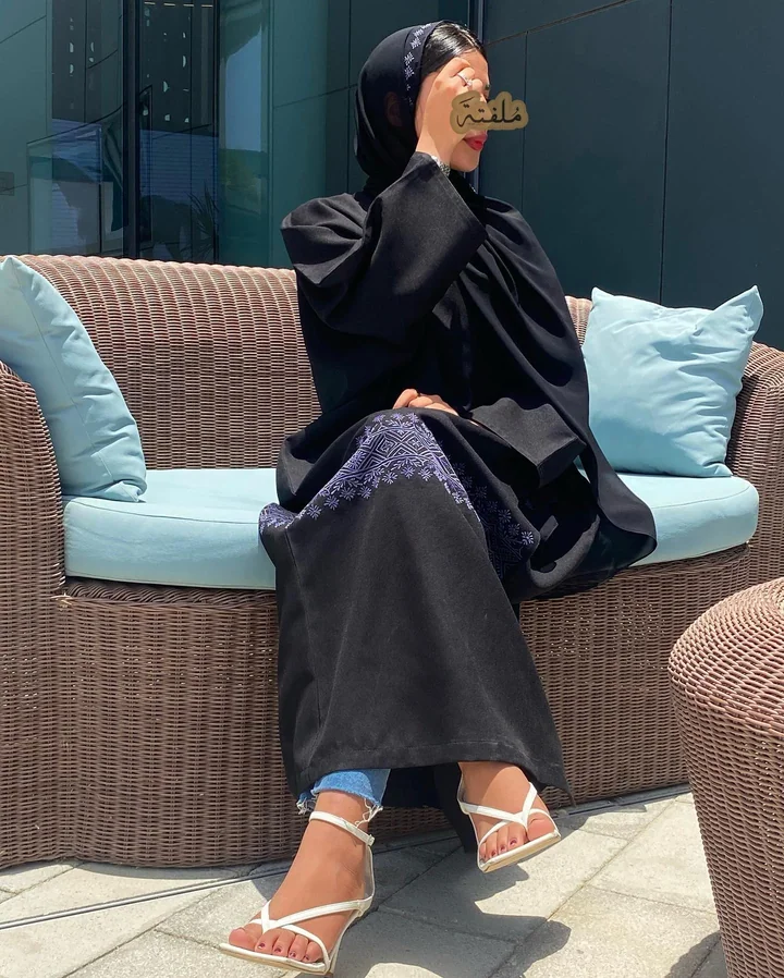 عباية مطرّزة — BLC010