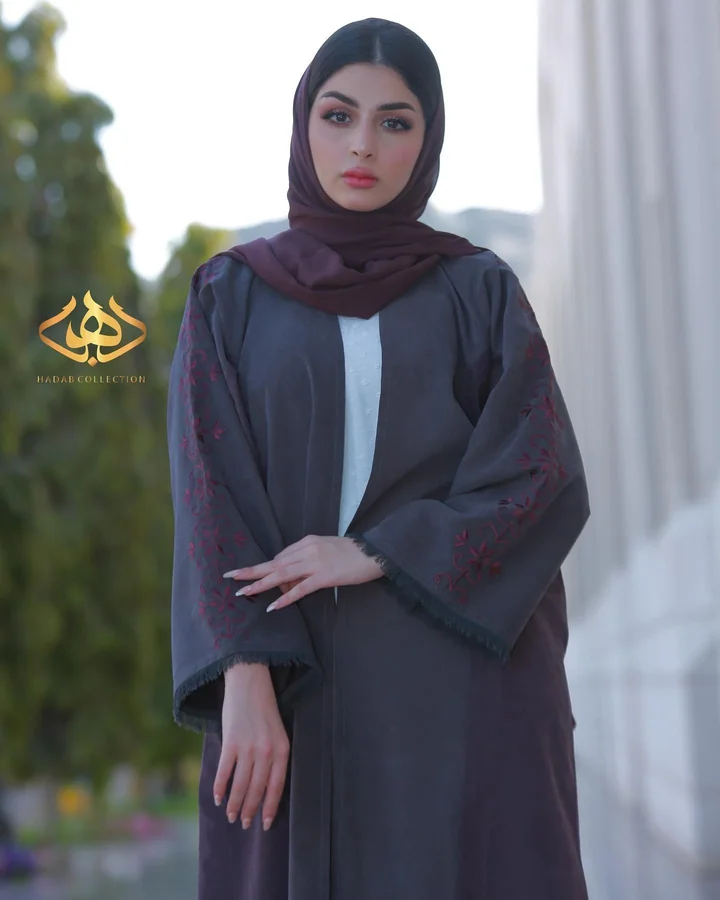 عباية مطرّزة — EID011