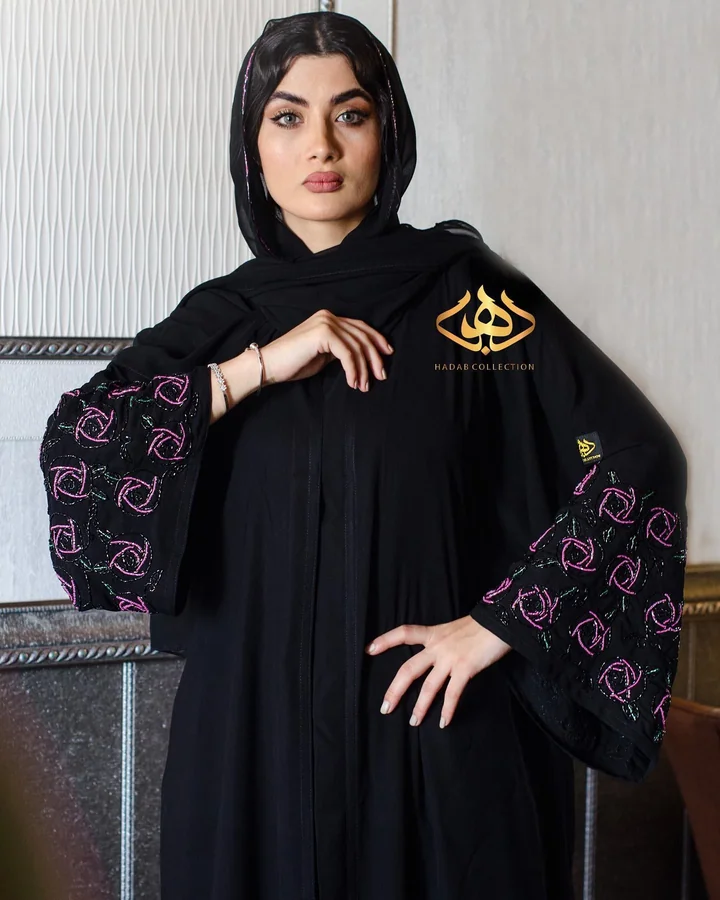 عباية بتفاصيل خرز — H050