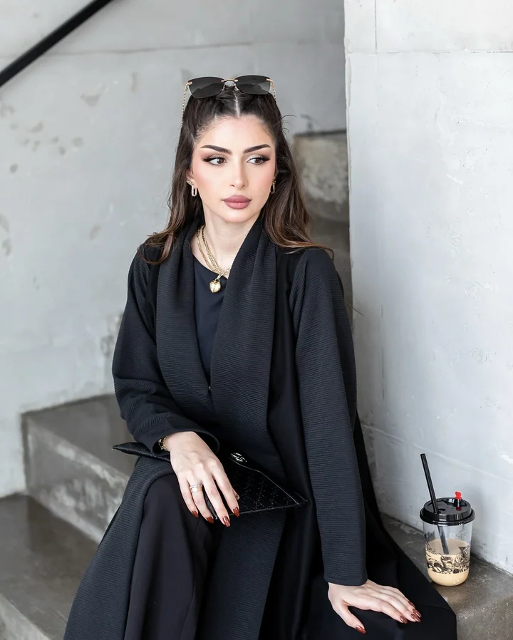 عباية كريب بقصة كلوش — HDB118