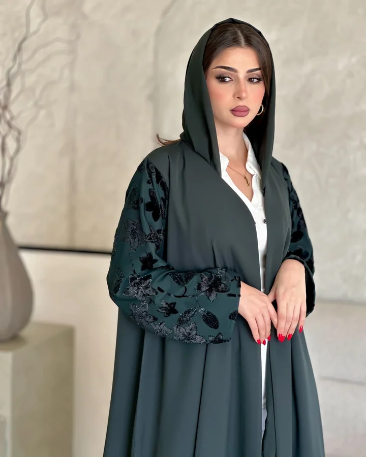 عباية كريب بقصة كلوش — HDB148