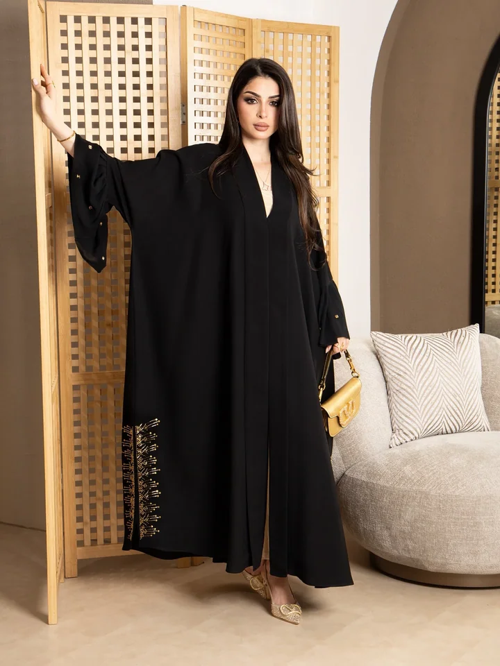 عباية كريب بتفاصيل خرز — HDB184