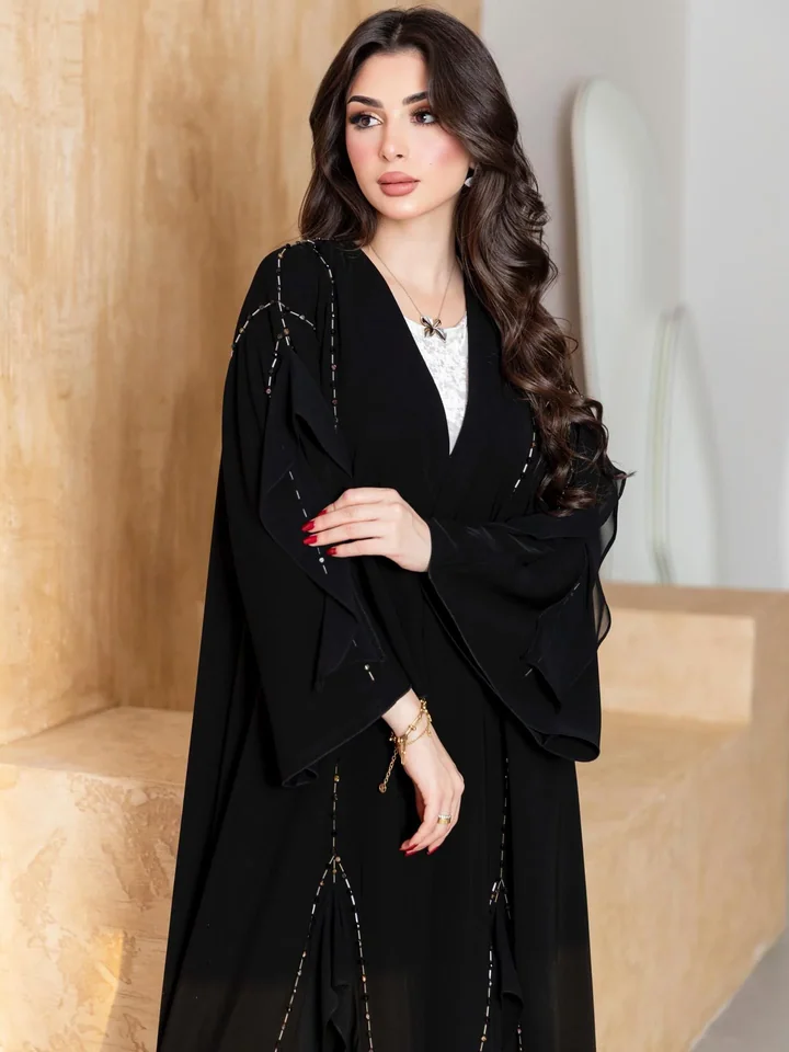 عباية كريب بتفاصيل خرز — HDB196